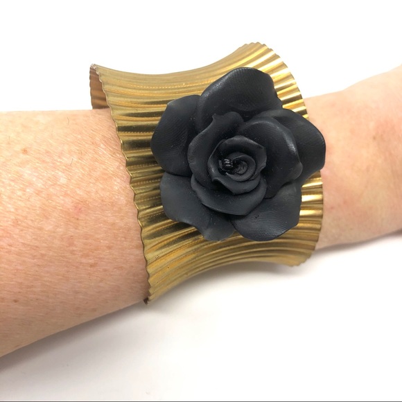 CUFF BRACELET - Picture 3 of 3